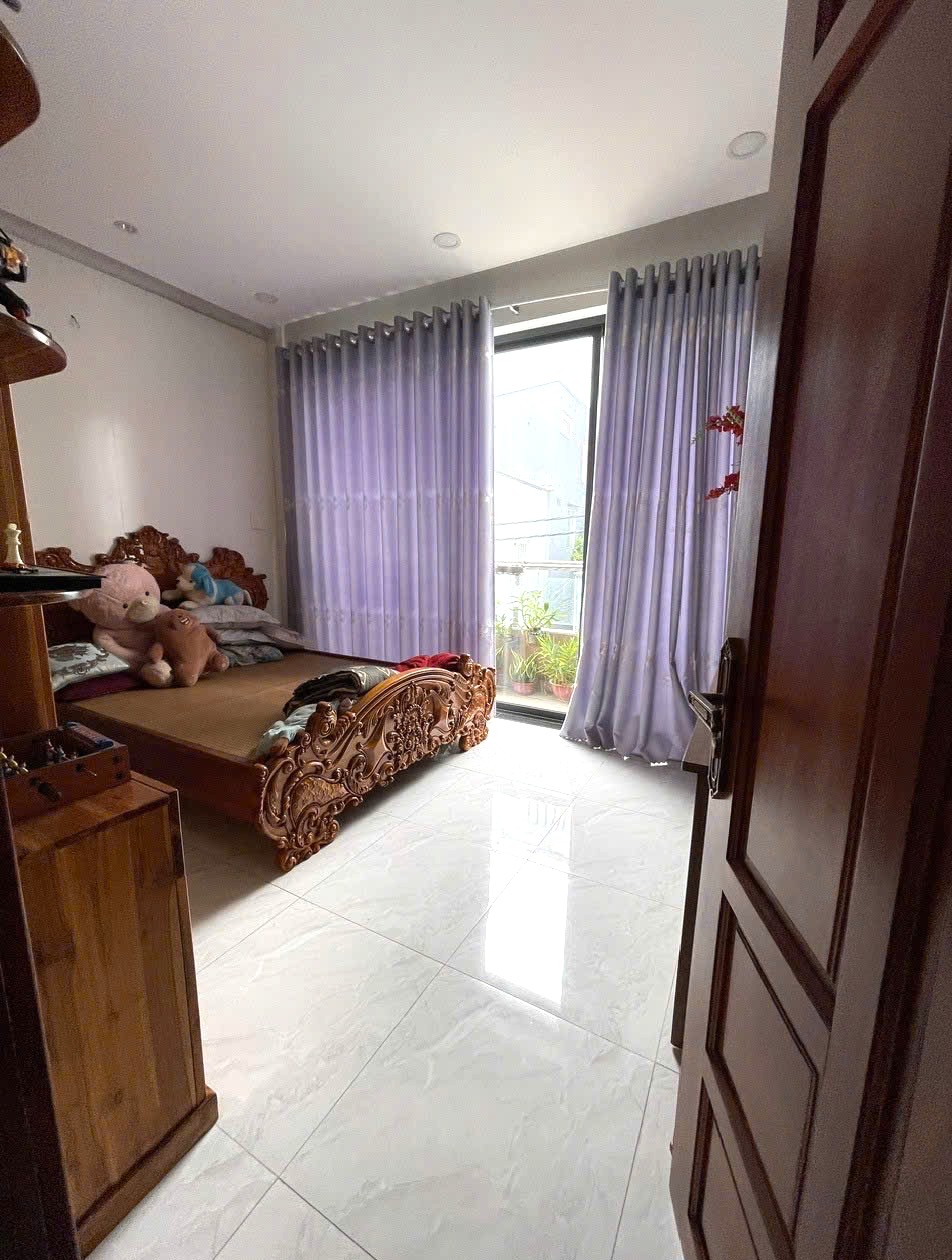 Chỉ 5.5 TỶ TL! 64M², HIẾM Ngang 5M, Nguyễn Văn Khối, Gò Vấp! Đang cho thuê 108tr/năm!! - Ảnh 2